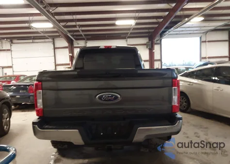 2017 Ford F-250 Xl из США, поврежденный, VIN 1FT7X2BT7HEF09742